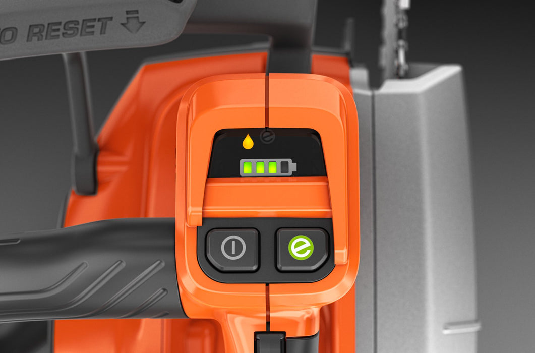 T542i XP Arborist Battery Chainsaw with Clutch, 40 cc, 40 V, Li-Ion, 40 cm Blade, 0.325" Mini Pitch, 3.3 kg