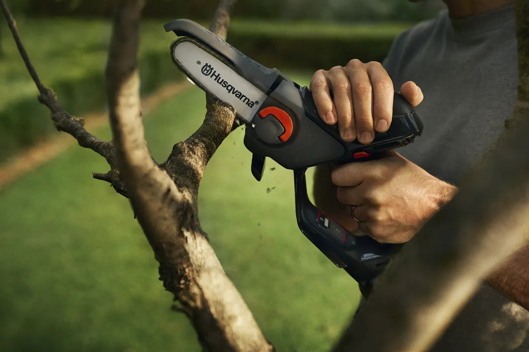 Aspire™ P5-P4A Compact Handheld Battery Pruning Saw, 18 V Li-Ion, 12.5 cm Blade, 75 mm Cutting Width