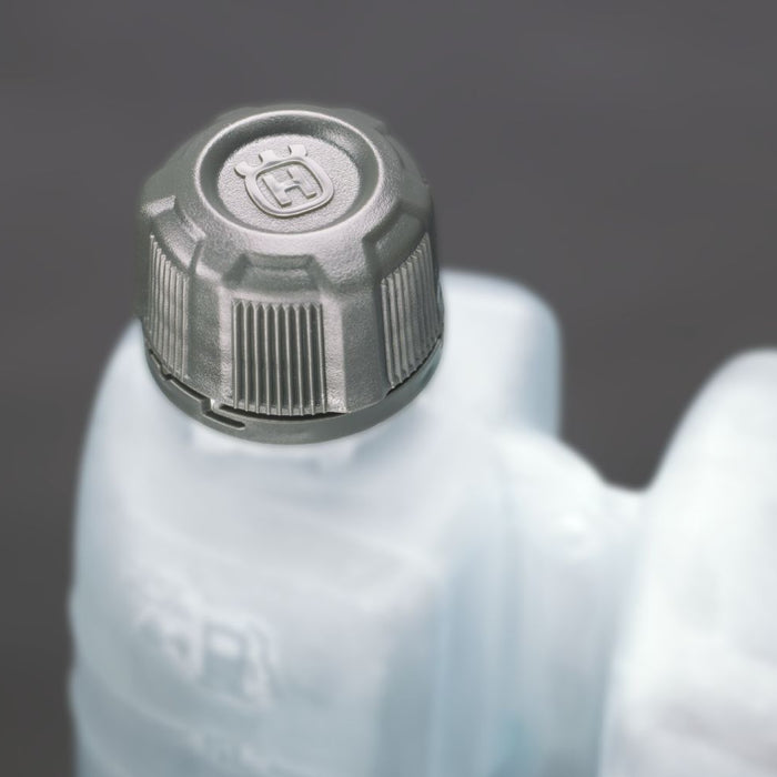 How to mix 2-stroke fuel for chainsaws, trimmers & leaf blowers