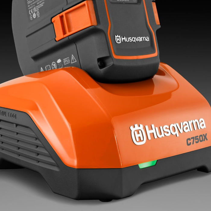 40-C750X Fast Charger for HUSQVARNA Batteries, 50% Faster Charging, Integrated Active  Air Cooling, 750 W, 240 V, 50 - 60 Hz