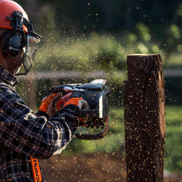 125 Occasional Petrol Chainsaw, 2 hp, 40 cm Blade, 3/8" Mini Pitch, 4.6 kg