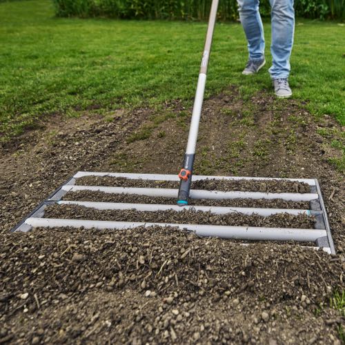 Leveling Rake for Soil or Sand Distribution, 76 cm Working Width, Rounded Panel Design
