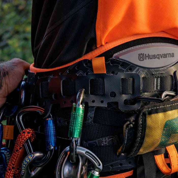 Husqvarna Climbing Harness with Padded Back, Adjustable Leg Loops and Double Bridge-3