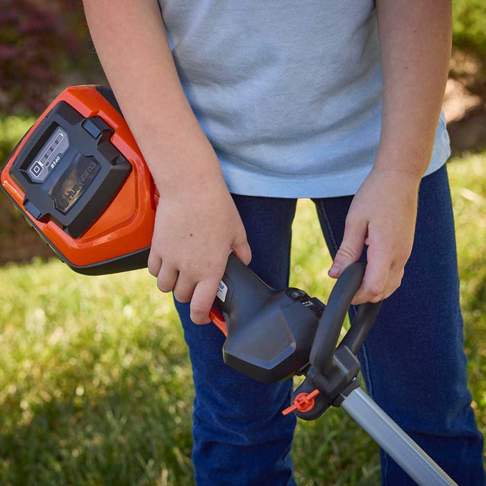 Toy Trimmer, Husqvarna 215L Model, Real Engine Sound & Lights, Spinning Trimmer Line-6