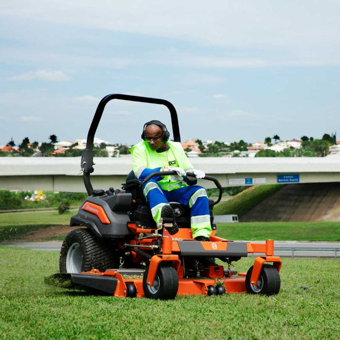 Z572X Petrol Zero-Turn Lawn Mower, Self-propelled, Commercial Mowing Applications, 31 hp, 182 cm Cutting Width-7