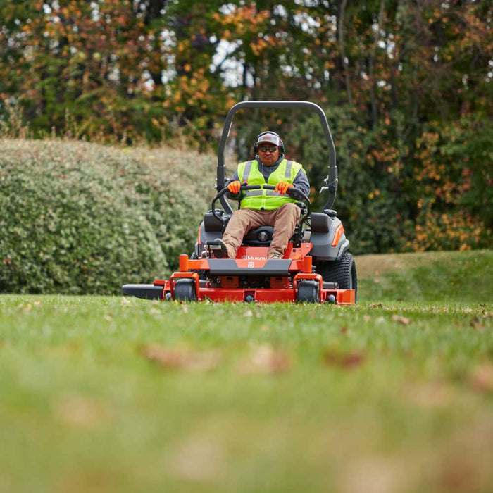 Z572X Petrol Zero-Turn Lawn Mower, Self-propelled, Commercial Mowing Applications, 31 hp, 182 cm Cutting Width-9